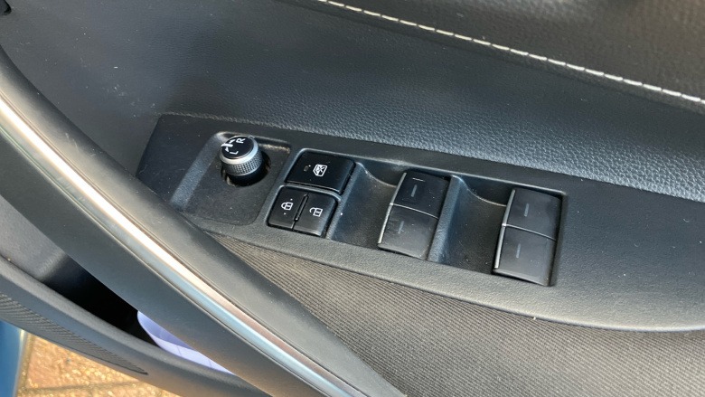 Toyota Corolla 1.8 VVT-i Hybrid Icon 5dr CVT Hybrid Estate